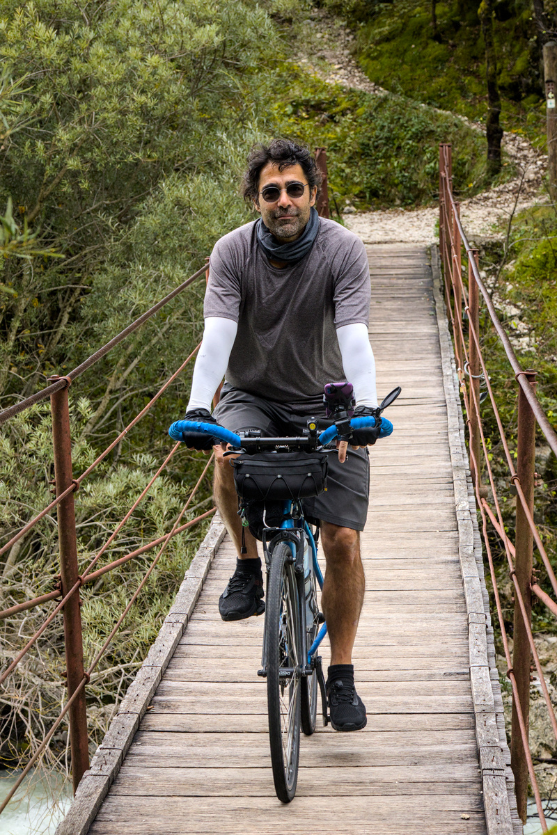 bobby rides over bridge